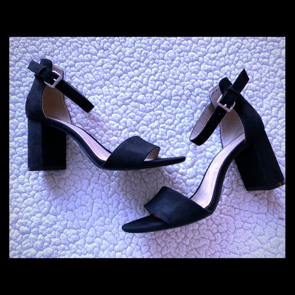 Old Navy Black Stack Heel Sandal